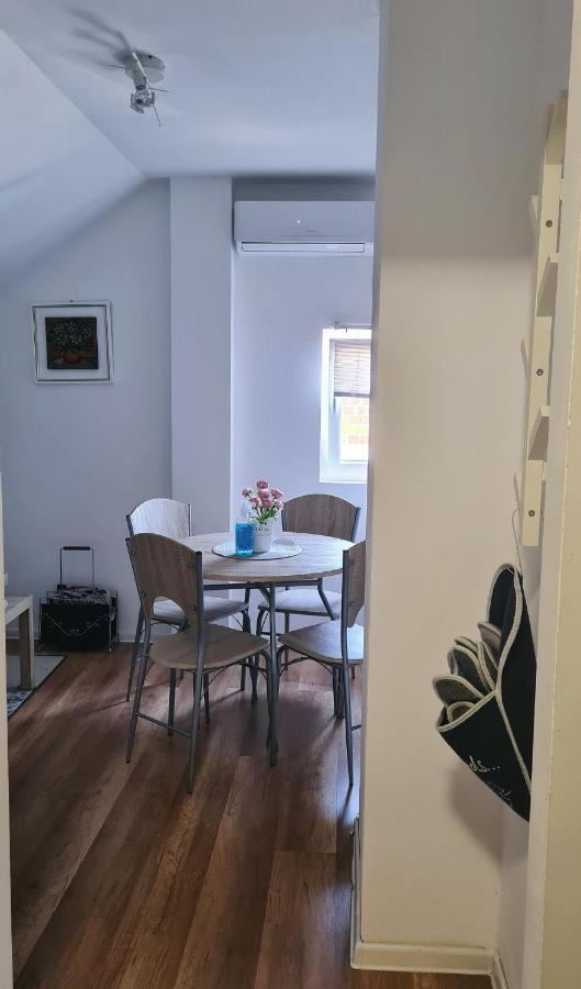 Apartman Lena Tusilovic Esterno foto