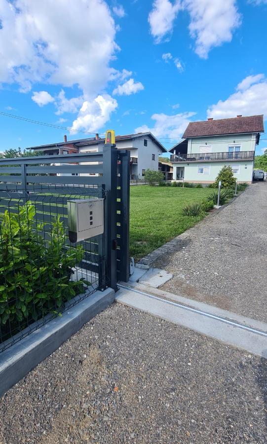 Apartman Lena Tusilovic Esterno foto